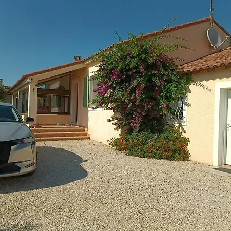 Belle Piscine 4 Personnes Vestric-et-Candiac